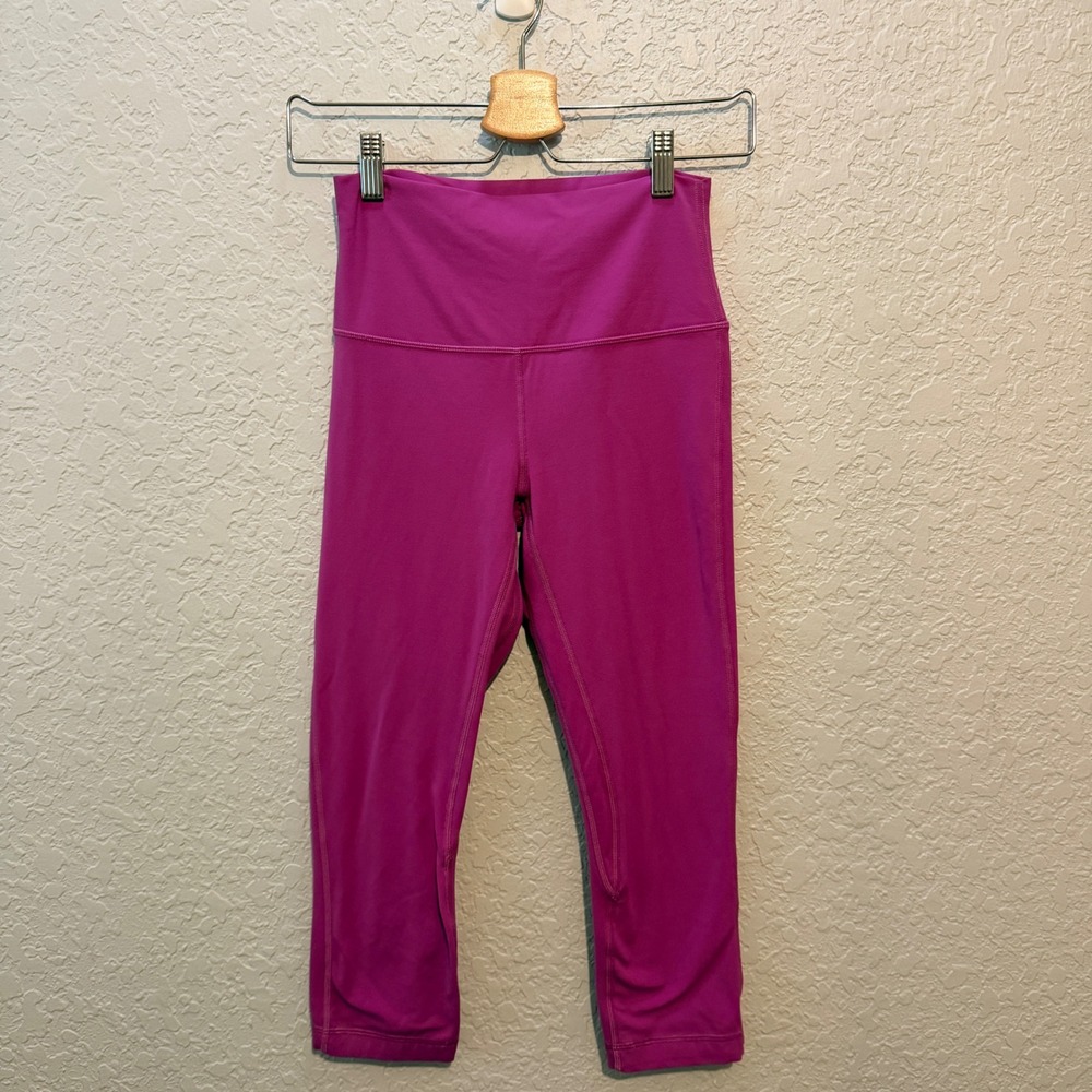 Lululemon Wunder Under High-Rise Crop‎ Leggings Size 6 Magenta Pink Yoga Fitness